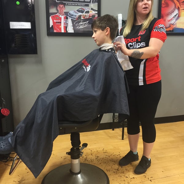 Sports clips north hills