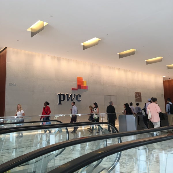 6/22/2016에 Kelly G.님이 PricewaterhouseCoopers LLP (PwC)에서 찍은 사진