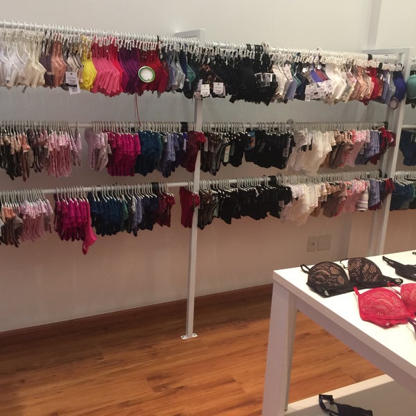 Интимисмтми калцедонич. Аутлет белья. Аутлет белья. Аутлет белья. Аутлет белья.