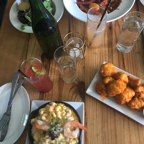 8/31/2019 tarihinde Lashae S.ziyaretçi tarafından Booker&#39;s Restaurant &amp; Bar'de çekilen fotoğraf