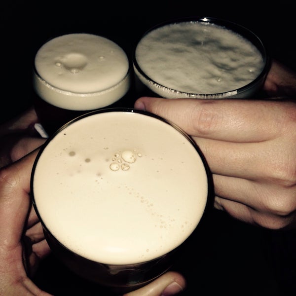 Photo prise au All Black Irish Pub par Igor H. le7/10/2015