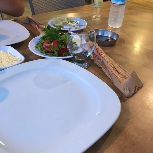 6/7/2020에 Taha Sarıçat님이 Şefin Yeri Restaurant에서 찍은 사진