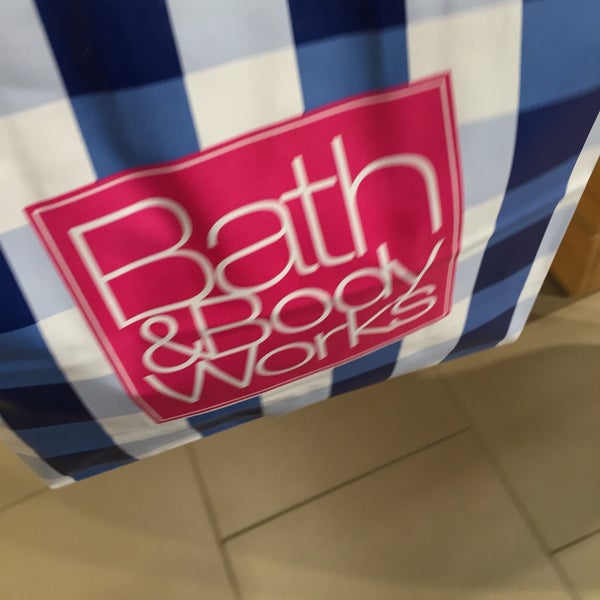 Bath & Body Works - South Edmonton Common - 1 tip