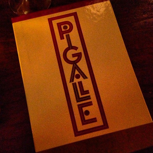 Foto tirada no(a) Pigalle Brasserie por Jannie em 2/2/2013
