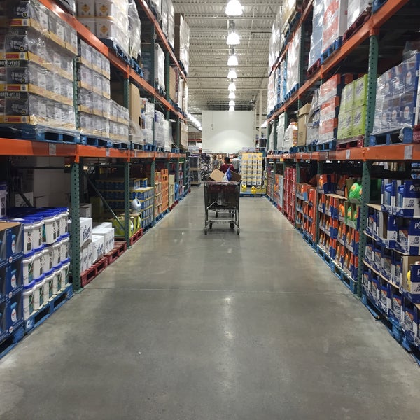 Photos at Costco Anjou Montréal, QC