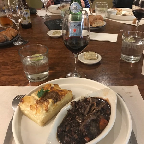 Foto scattata a Restaurant La Vie en Rose da Marimar C. il 11/11/2018