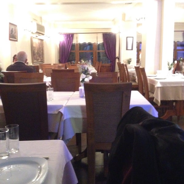 Foto tirada no(a) Olcay Restaurant por Udisa E. em 12/17/2016