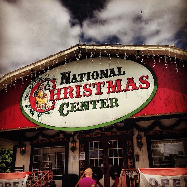 National Christmas Center - 11 tips from 352 visitors
