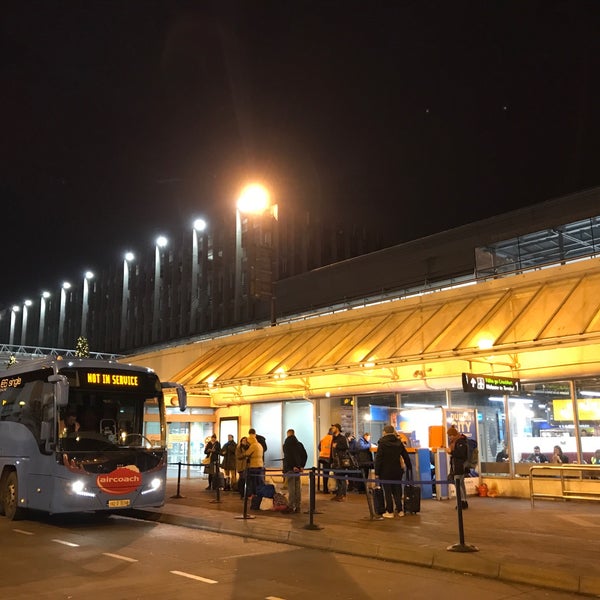 Foto diambil di Flughafen Dublin (DUB) oleh Wojciech Jerzy W. pada 12/29/2017