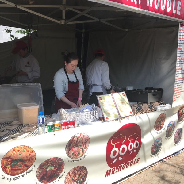 East Point Food Market Food Truck in East Wall