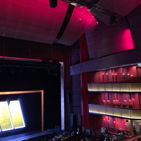 Foto scattata a Bord Gáis Energy Theatre da Wojciech Jerzy W. il 2/6/2019