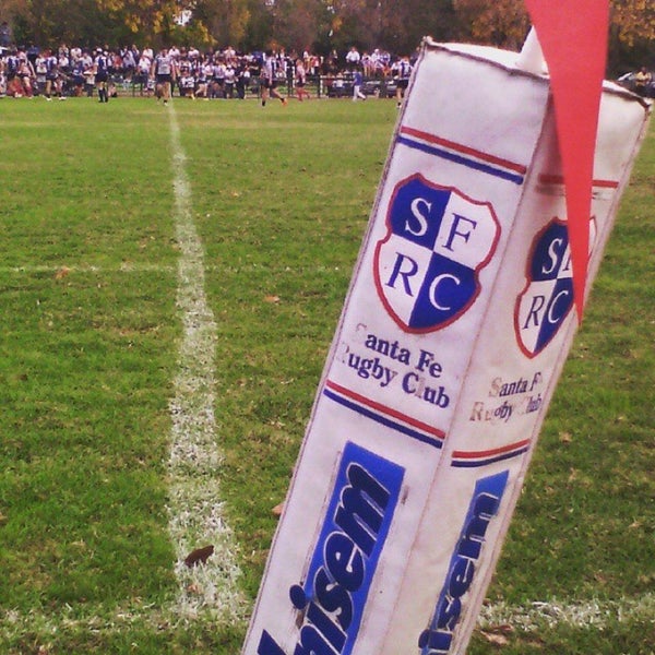 4/17/2016에 Bairol Magic C.님이 Santa Fe Rugby Club에서 찍은 사진