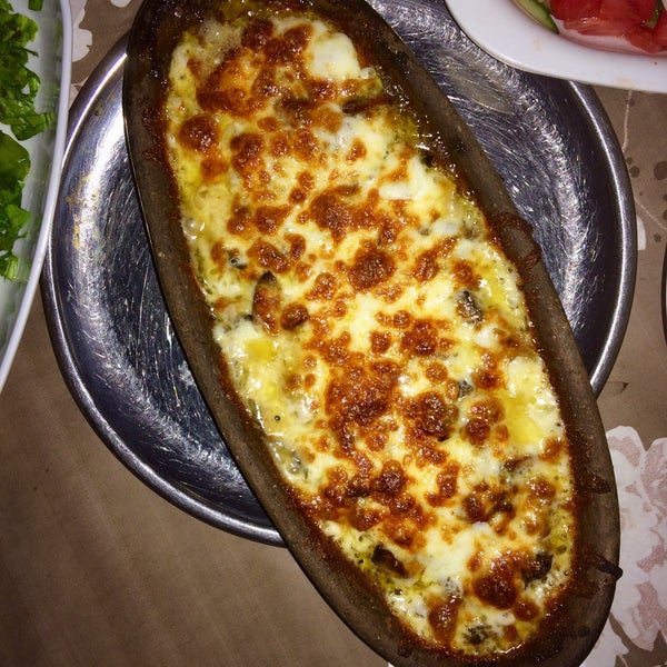 Photo taken at Bayır Balık Vadi Restaurant by Murat B. on 8/26/2018