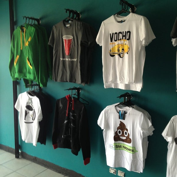 Máscara de Látex Clothing Store in Monterrey