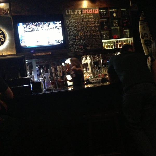 Foto diambil di Little J&#39;s Bar oleh Jamie M. pada 4/13/2013