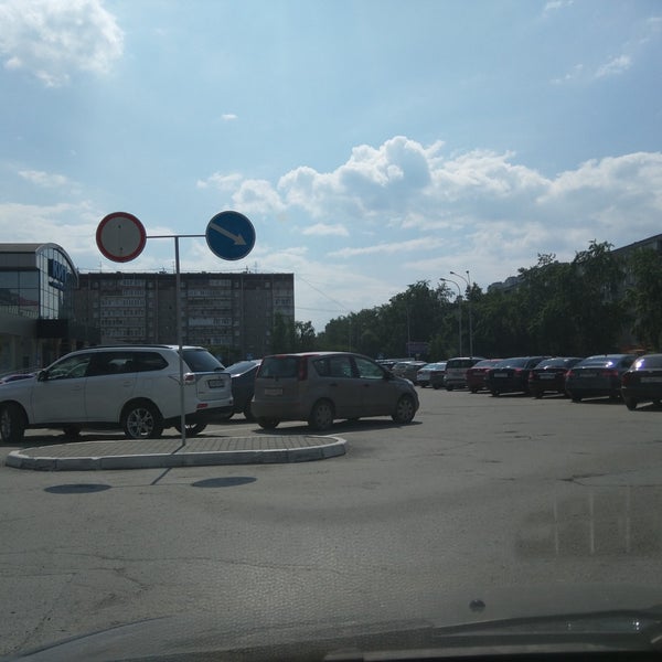 Красный кит мытищи мебельный. Парковка тц кит. Парковка тц кит. Парковка тц кит. Парковка тц кит.