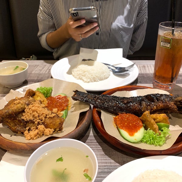 Photos At Dapur Penyet Sunway Carnival Restaurant Photo Taken At Dapur Penyet Sunway Carnival By Asyran Z On 12 7