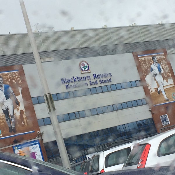 Foto tirada no(a) Ewood Park por Dave L. em 2/23/2017