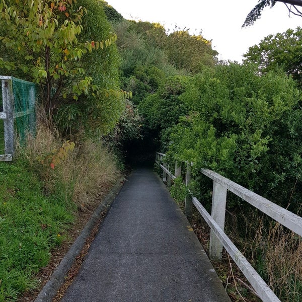 Kaiwharawhara Bridle Track Kaiwharawhara 1 tip from 2 visitors
