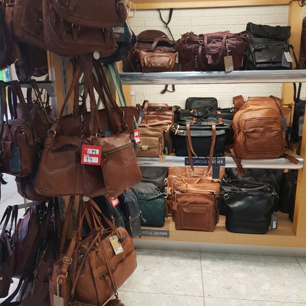 Strandbags Luggage Store in Wellington