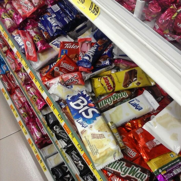 Photo taken at Lojas Americanas by Adilson B. on 6/11/2014