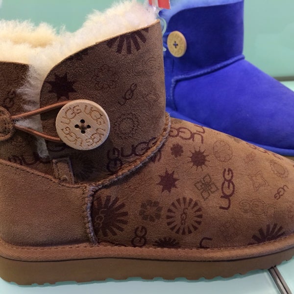 UGG Outlet - Shoe Store