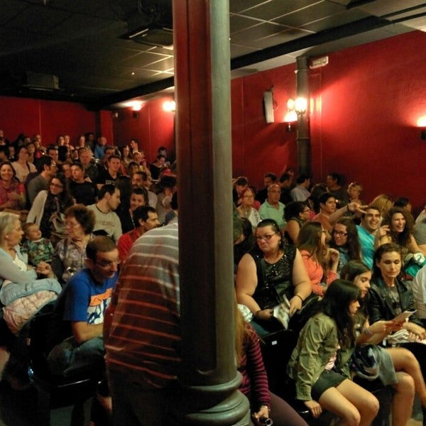 5/17/2014 tarihinde Sara F.ziyaretçi tarafından Teatre El Rey de la Magia'de çekilen fotoğraf