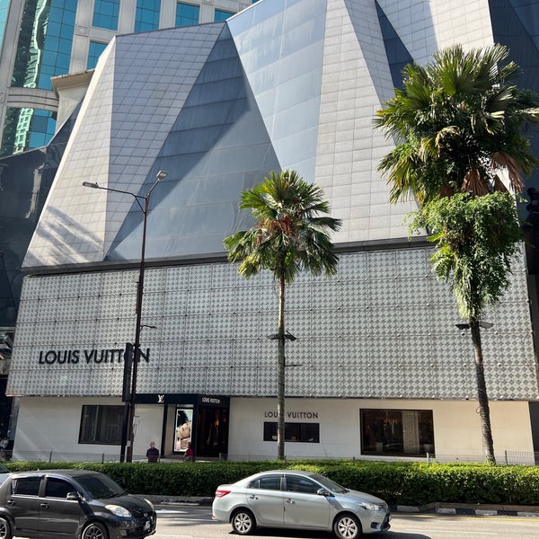 Photos at Louis Vuitton Kuala Lumpur Starhill - Bukit Bintang - Indulge  Floor, Starhill Gallery ,181 Jalan Bukit Bintang