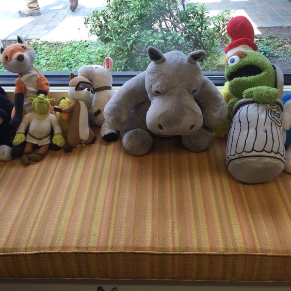 Photos at Valley Cottage Library Library in Valley Cottage