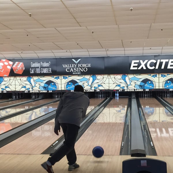 Photos at Sproul Lanes 10 tips from 490 visitors