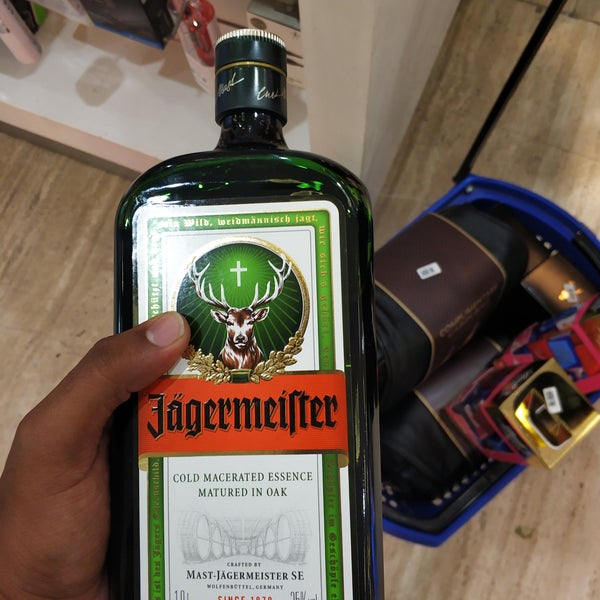 Photo taken at Bengaluru Duty Free Store by Jayanand S. on 9/16/2018