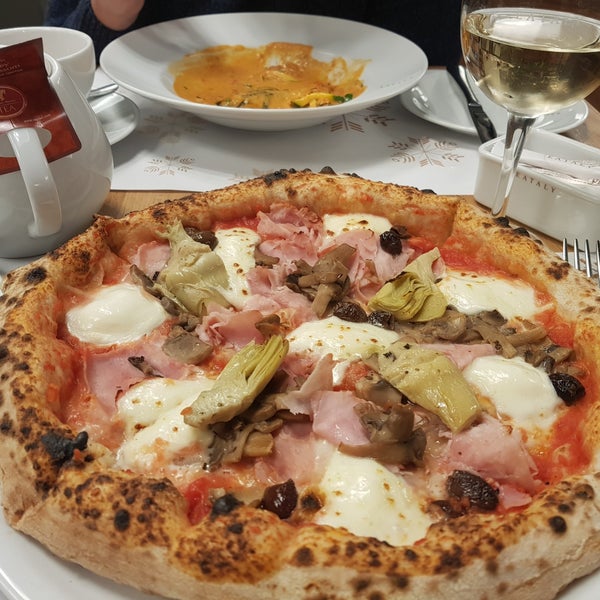 1/20/2018にKsenya C.がLa Pasta &amp; La Pizzaで撮った写真