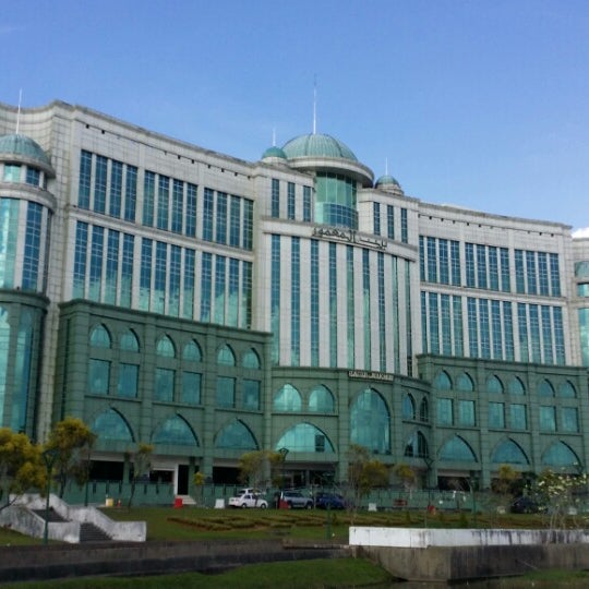 Photos At Bangunan Baitulmakmur Masja Government Building