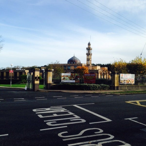 Photo taken at Clonskeagh Mosque by Firdaus A. on 11/7/2014