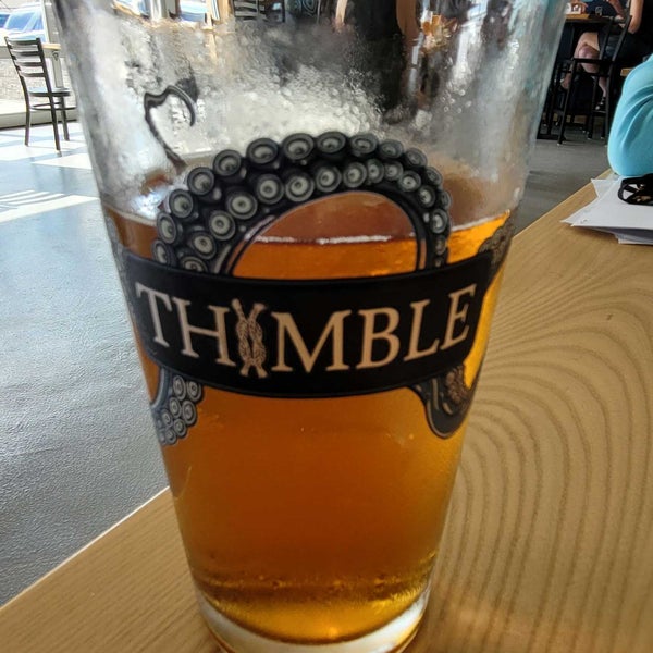 รูปภาพถ่ายที่ Thimble Island Brewing Company โดย Michael K. เมื่อ 8/24/2021