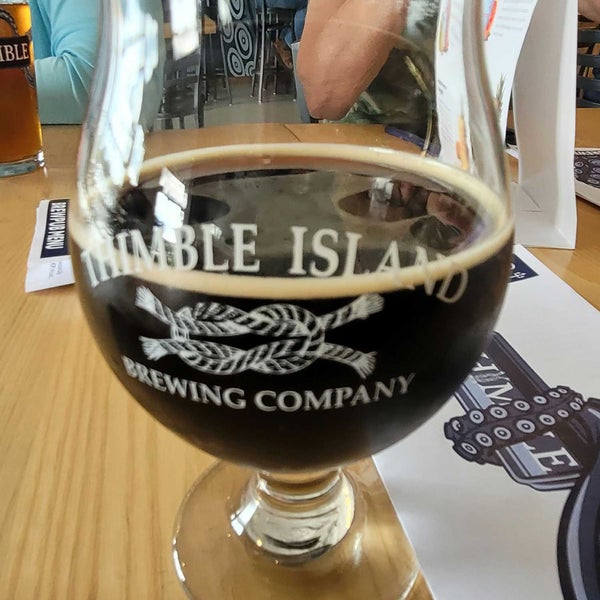 รูปภาพถ่ายที่ Thimble Island Brewing Company โดย Michael K. เมื่อ 8/24/2021