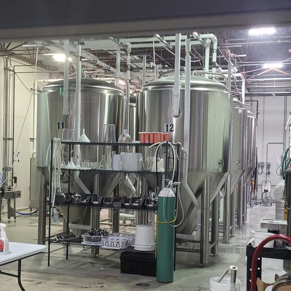 Пивоварня обои. Производство комбучи. Brewing company. Пивоварня сша. Самовар пивоварня.