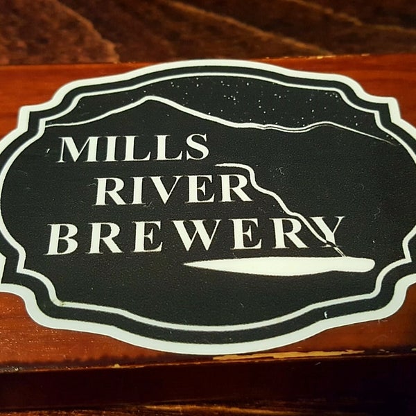 7/6/2018 tarihinde Michael K.ziyaretçi tarafından Mills River Brewery'de çekilen fotoğraf