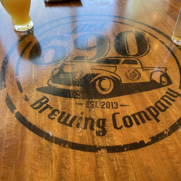 Photo taken at Old 690 Brewing Company by R&amp;J&#39;s P. on 6/5/2022