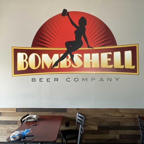 Снимок сделан в Bombshell Beer Company пользователем R&amp;J&#39;s P. 6/8/2022