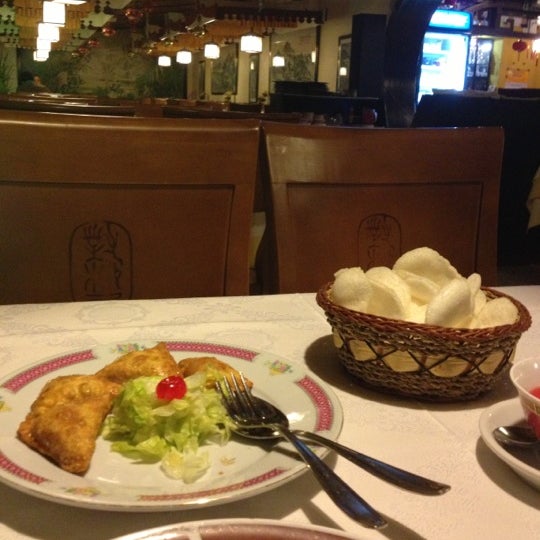 12/14/2012 tarihinde Rafa P.ziyaretçi tarafından Restaurante China'de çekilen fotoğraf