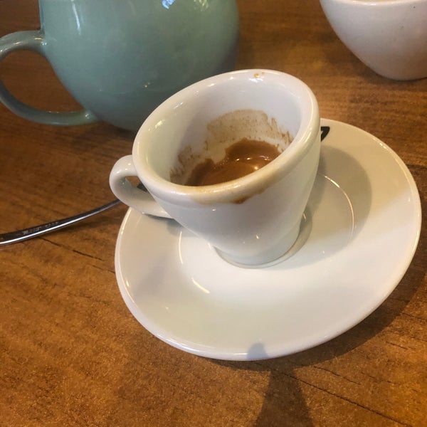 Das Foto wurde bei No:7 Coffee House von Sinan K. am 10/11/2019 aufgenommen