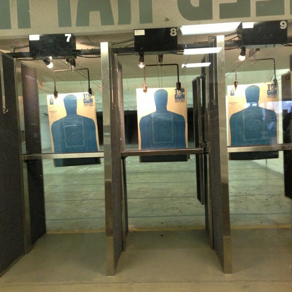2/2/2013にBrian C.がTop Gun Shooting Sports Incで撮った写真