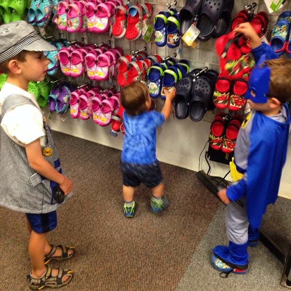 The Barn Family Shoe Store West Newton 4 Tips