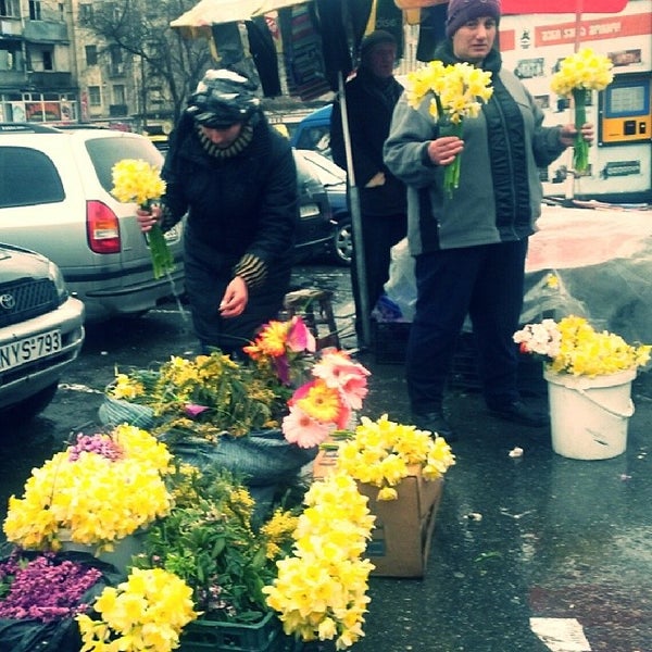 Photo taken at Vagzali Market | ვაგზლის ბაზრობა by Zura B. on 3/8/2014