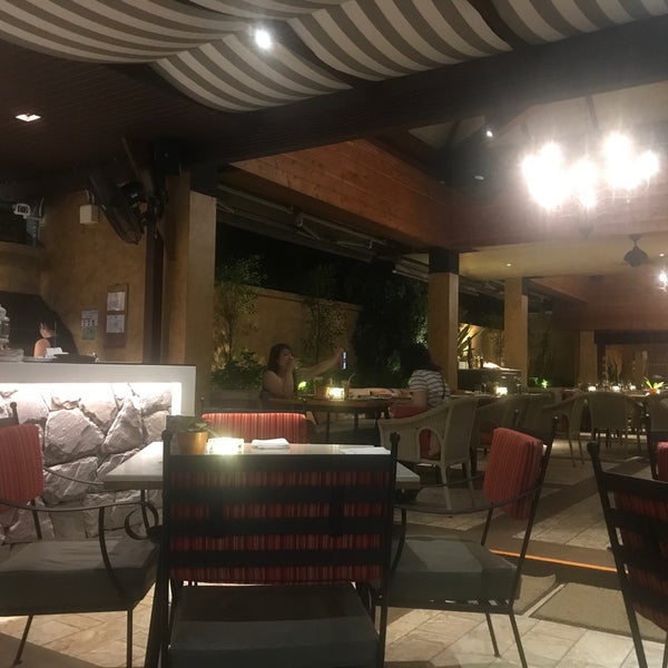 Foto tirada no(a) Prego Italian Restaurant por Ozgun K. em 5/2/2018