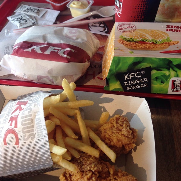 5/19/2016에 Melisaa I.님이 KFC에서 찍은 사진