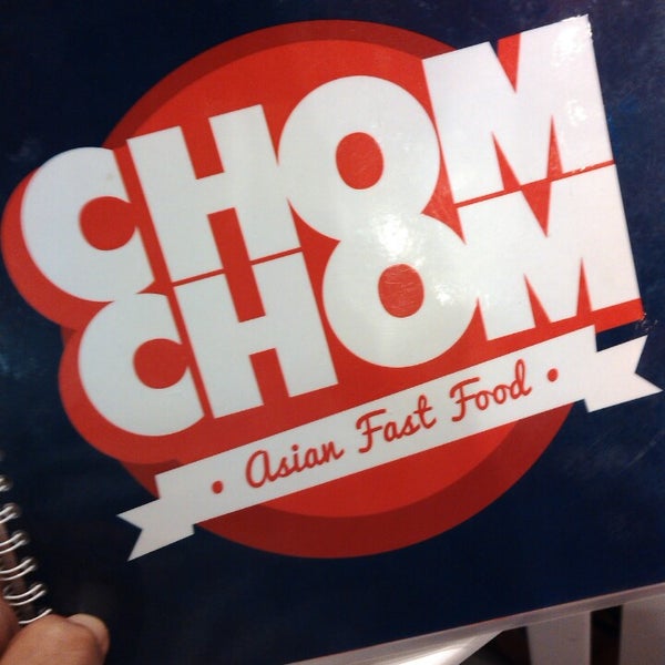 Снимок сделан в Chom Chom Asian Fast Food пользователем Lucassen S. 7/5/2013