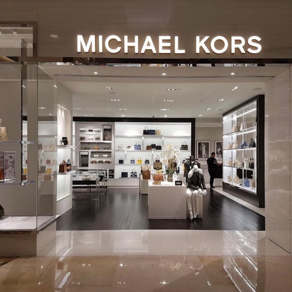 Outlet michael kors clearance di mall jakarta