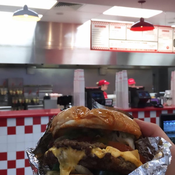 Photo taken at Five Guys by Hikmet on 1/24/2019